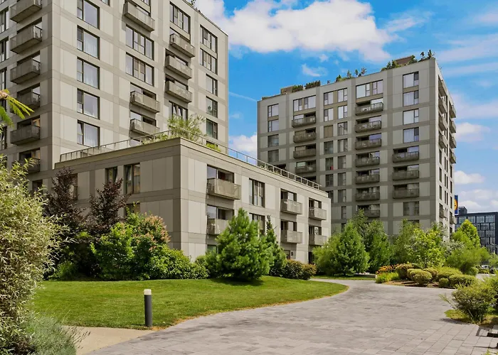 Mido City Apartment With Parking And Self Check-In Bucureşti